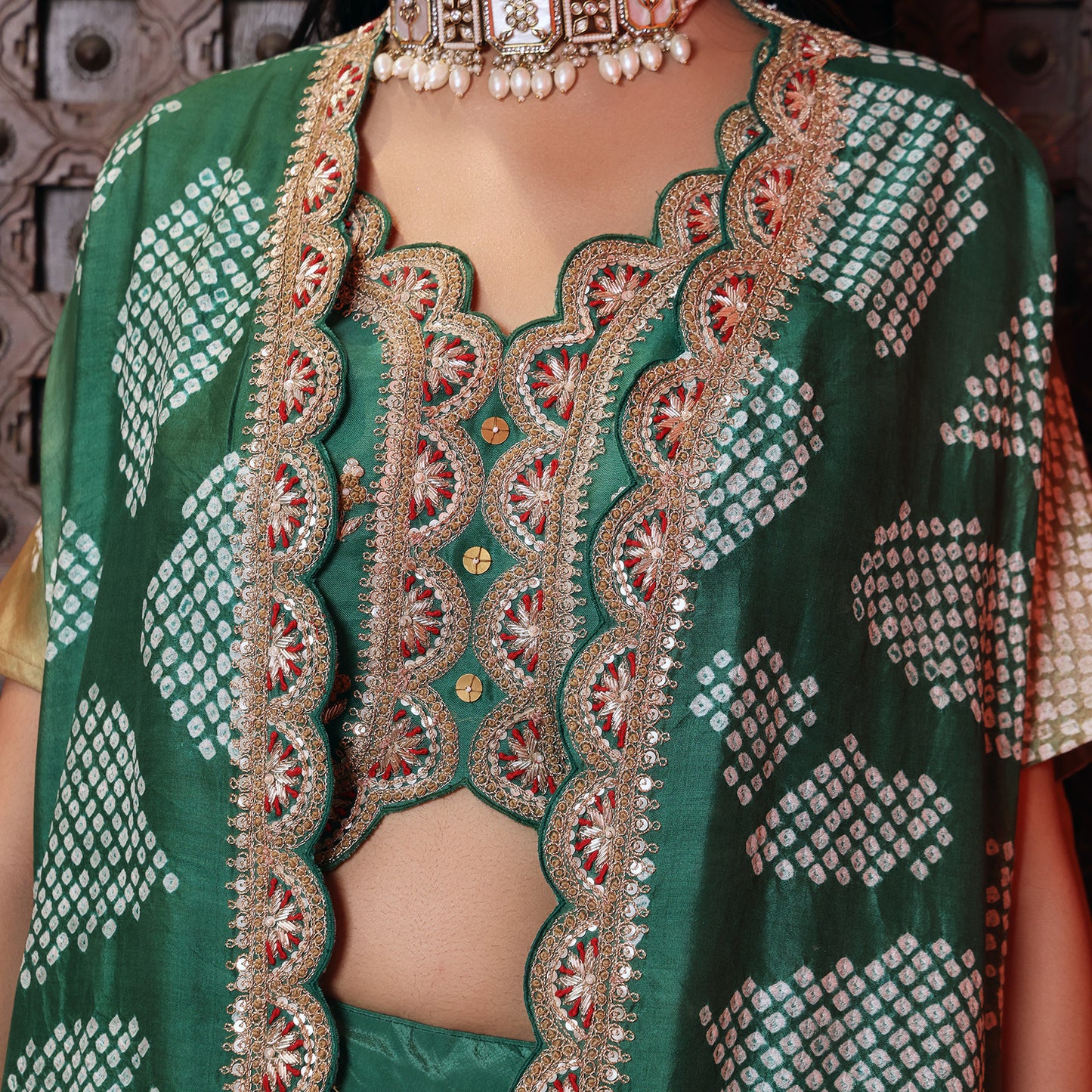 Bandhej Cape
